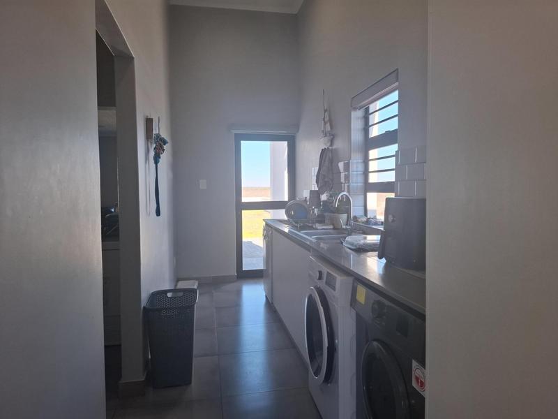 To Let 3 Bedroom Property for Rent in Dwarskersbos Western Cape